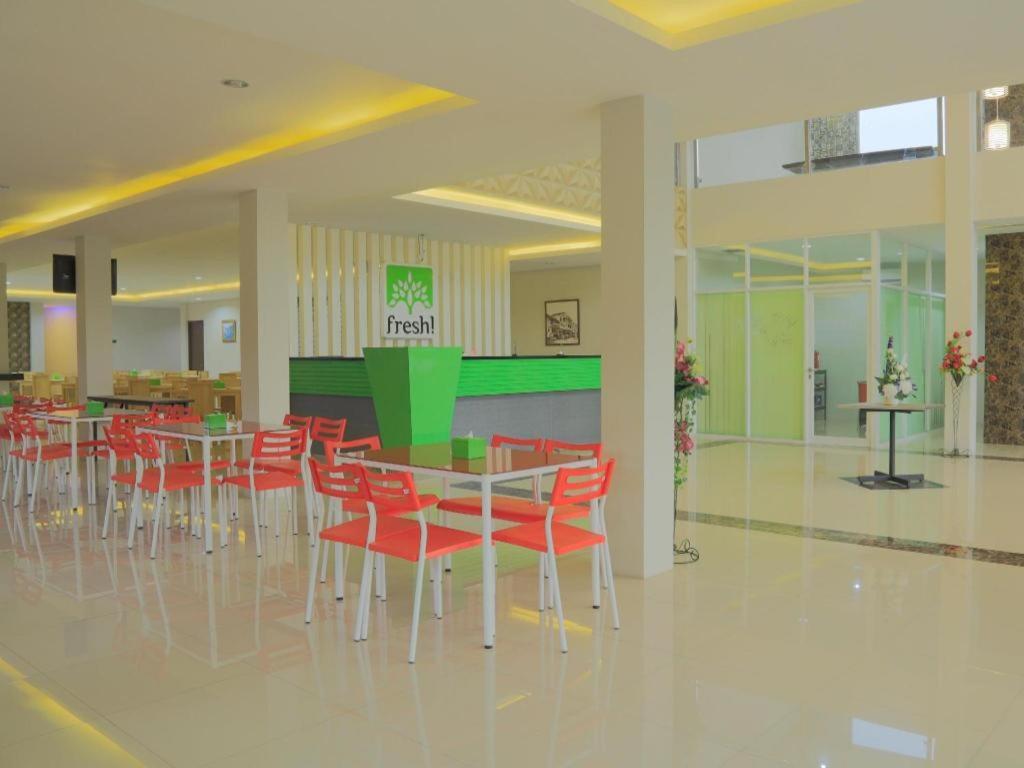 Fresh Hotel Sukabumi Ngoại thất bức ảnh